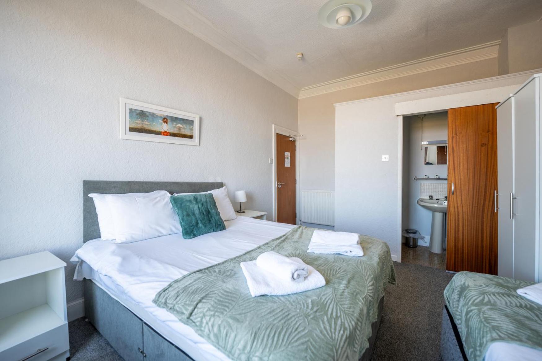 The Clifton Seafront Hotel Morecambe Extérieur photo